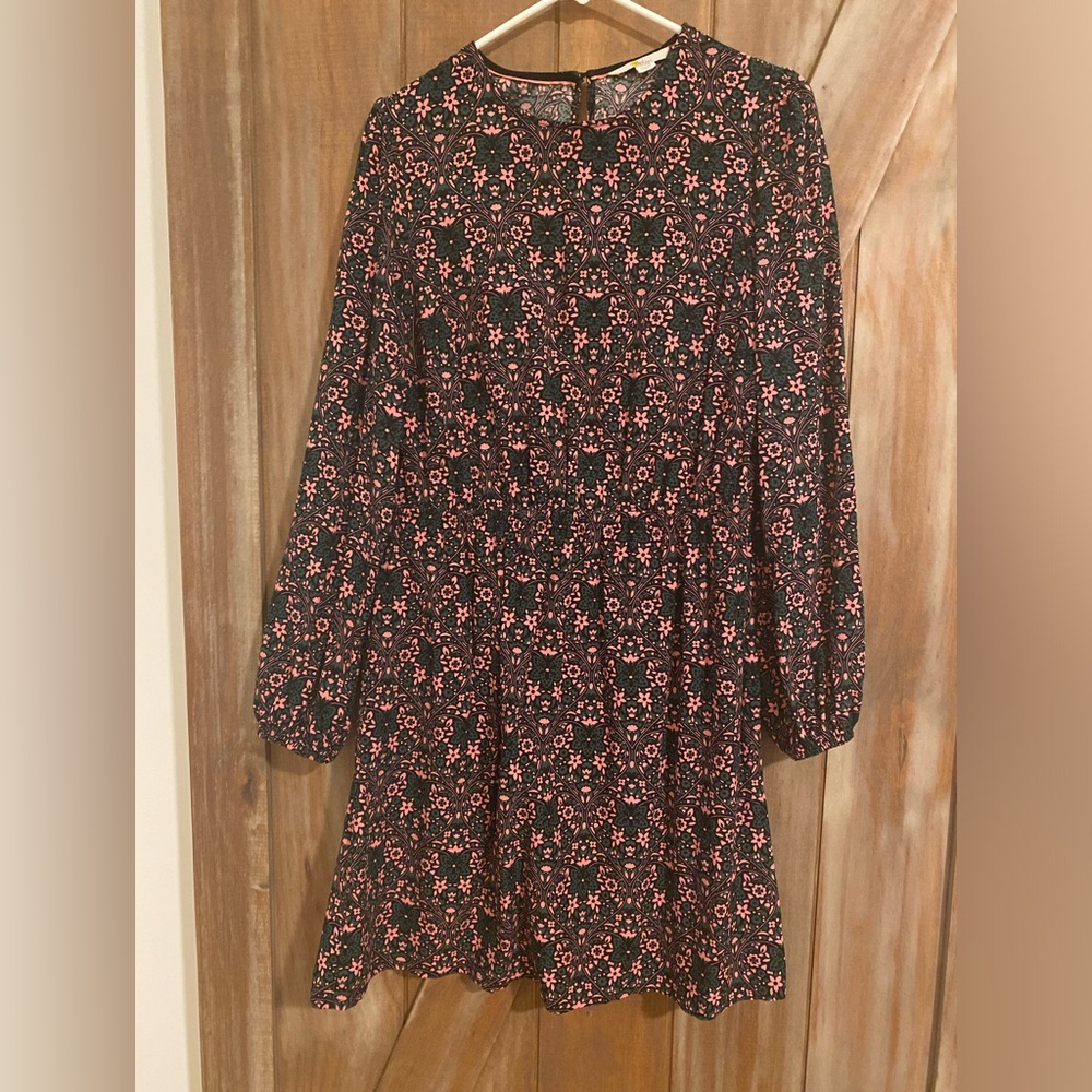 Excellent Used Condition. Boden Hunter green and pink floral dress. Size US10.